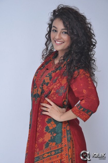 Seerat-Kapoor